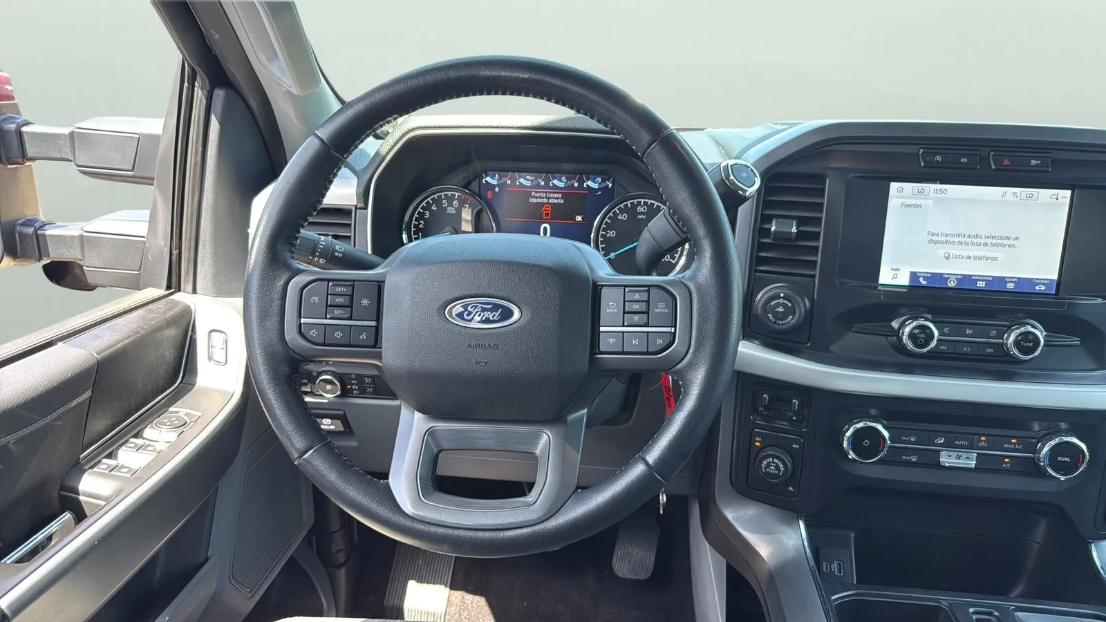 Ford F-150 photo 12