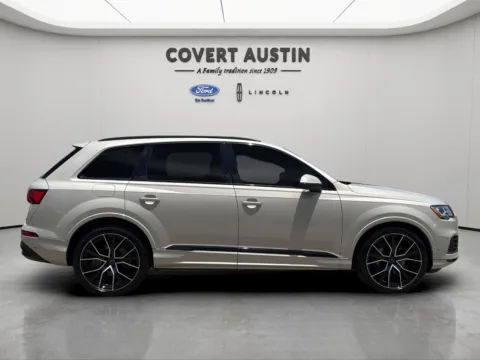 More photos of 2022 Audi Q7 55 Prestige at Covert Ford, TX