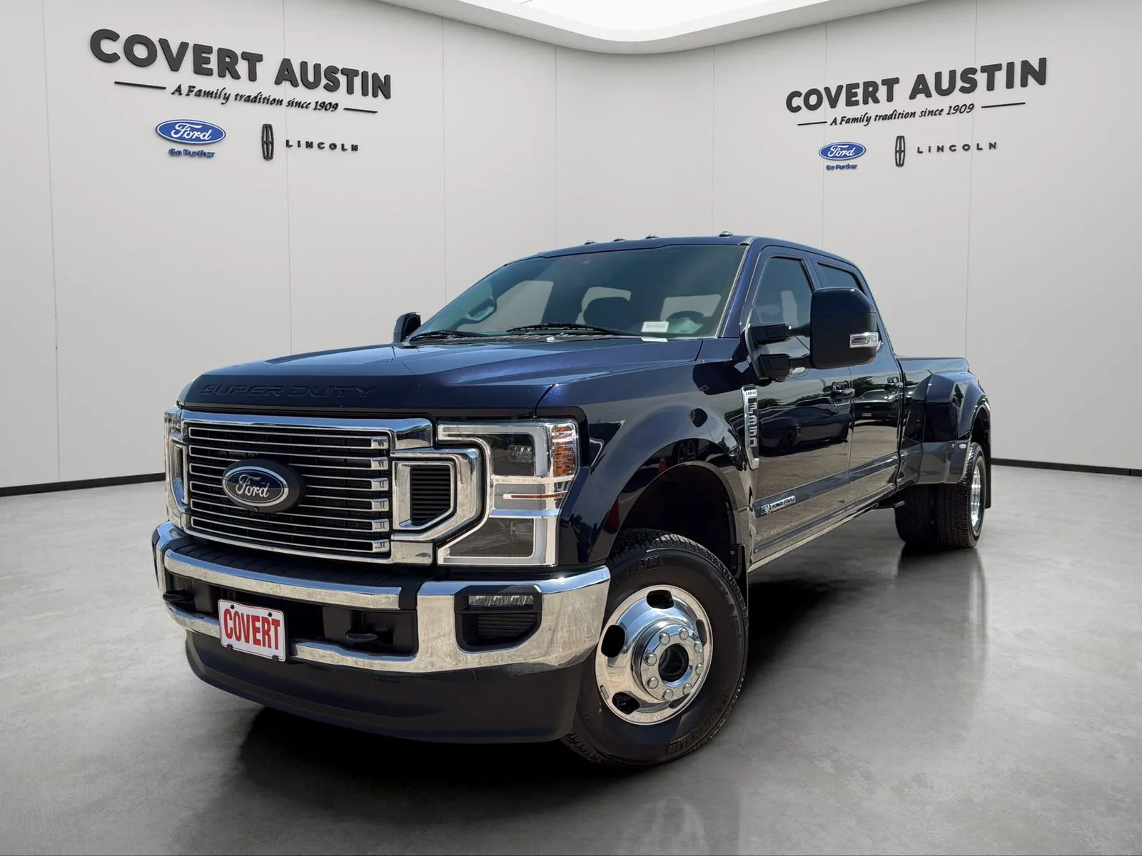 Blue 2021 Ford F-350SD Lariat for sale in Austin, TX
