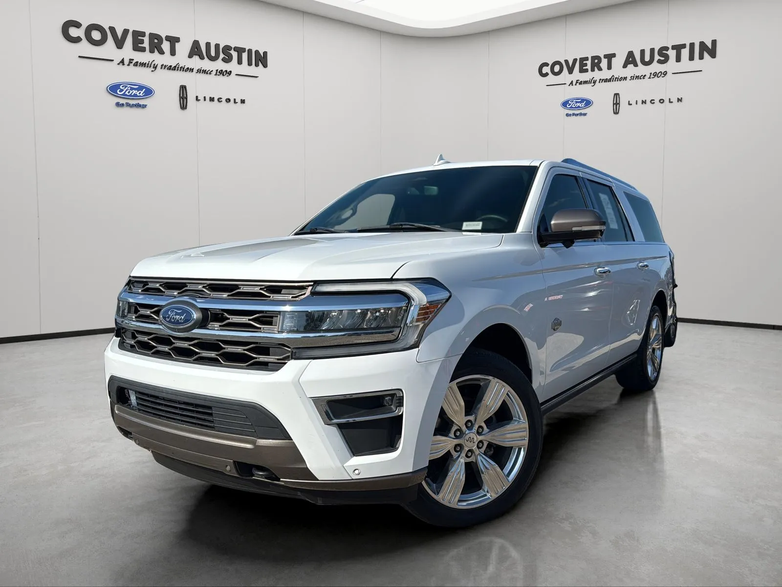 White 2022 Ford Expedition Max King Ranch for sale in Austin, TX