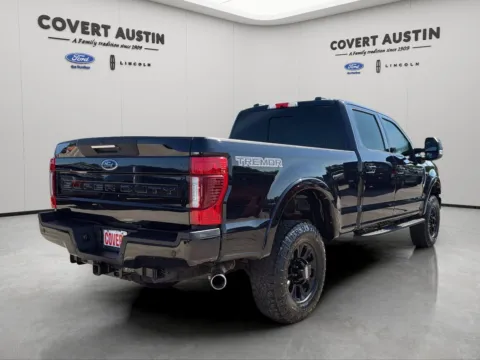 More photos of 2022 Ford F-250SD Lariat at Covert Ford, TX
