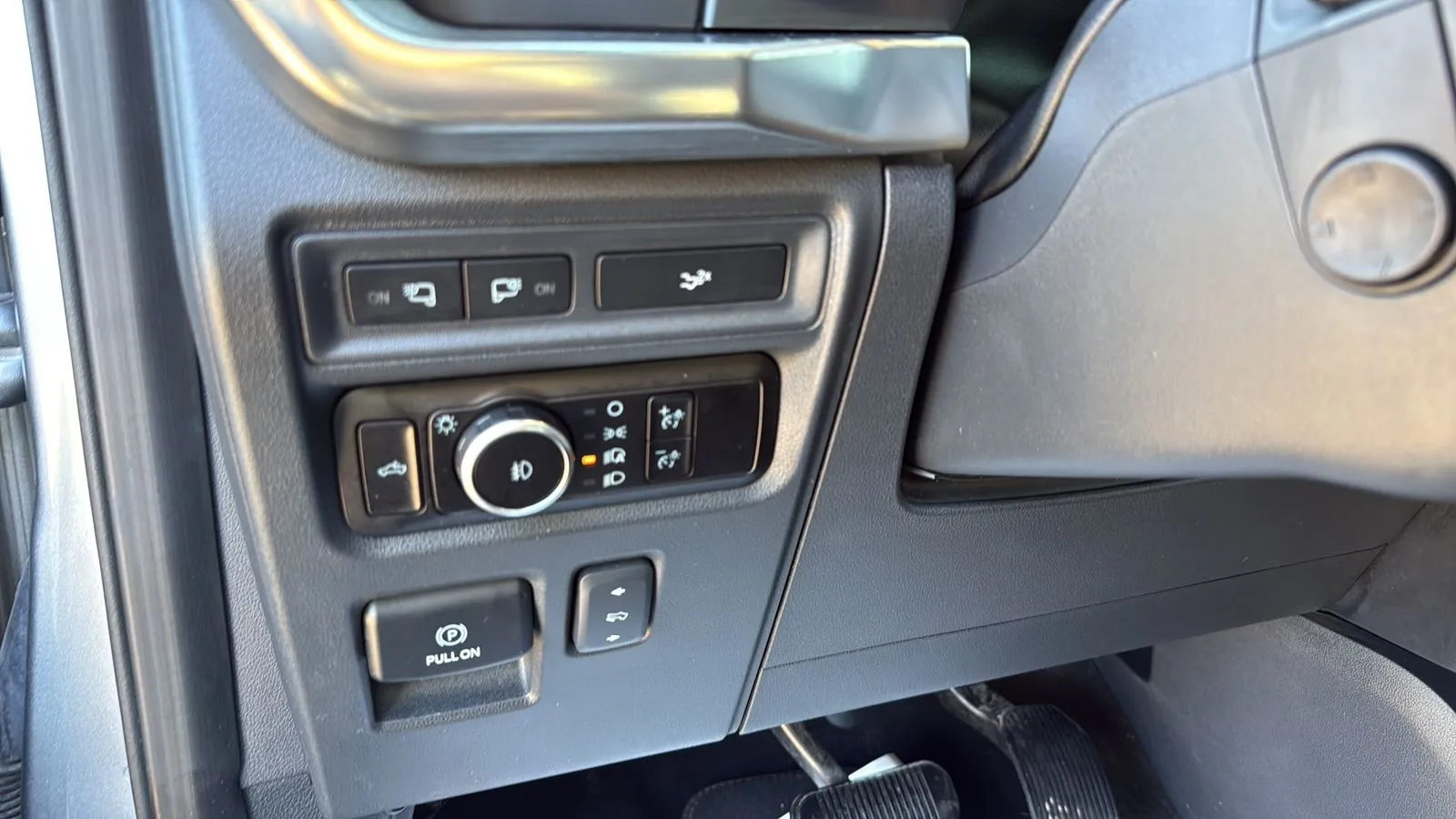 Ford F-150 photo 15