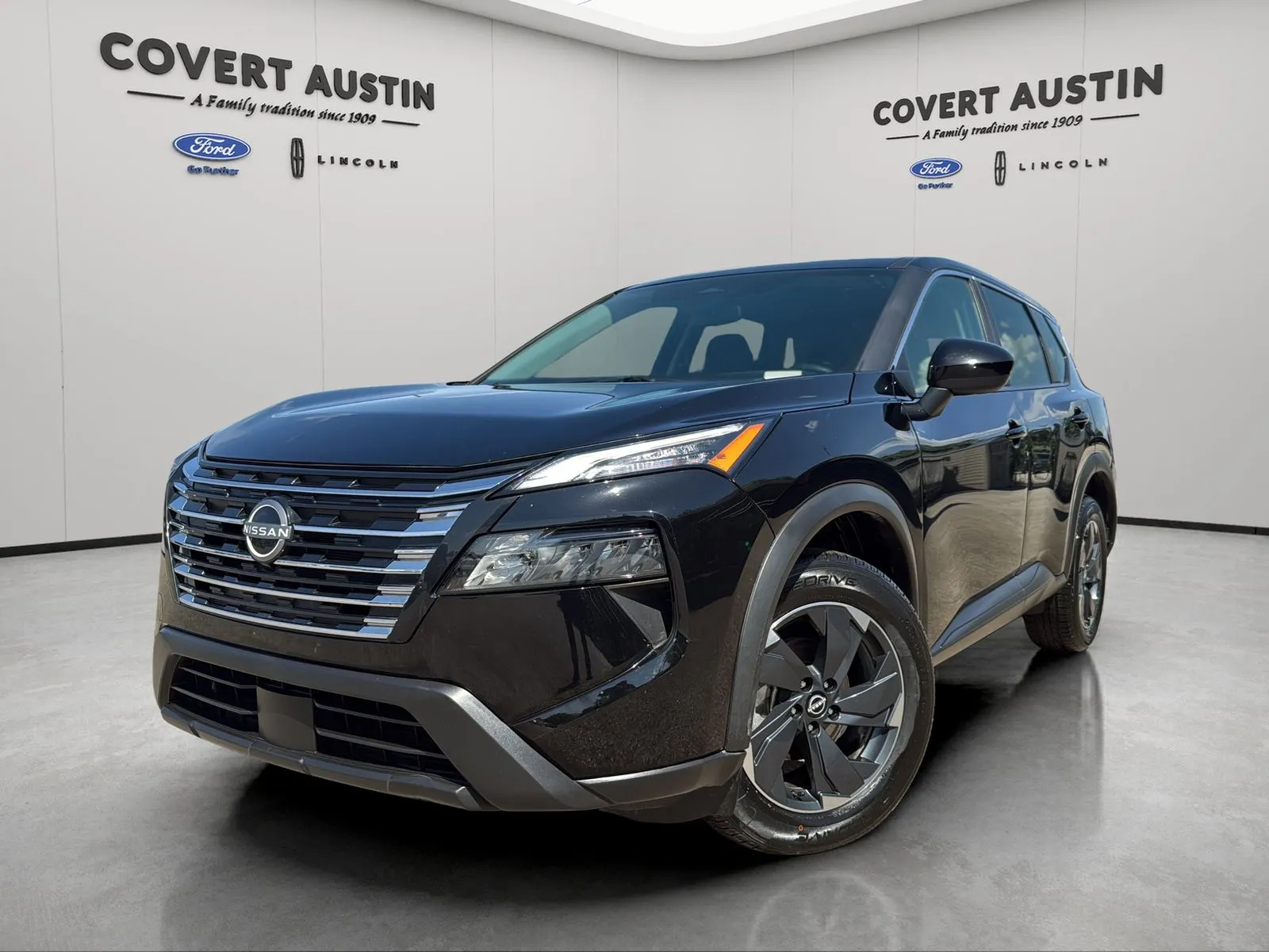 Black 2025 Nissan Rogue SV for sale in Austin, TX