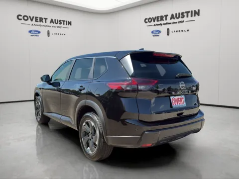 Another view of 2025 Nissan Rogue SV for sale in Austin, TX at Covert Ford Lincoln