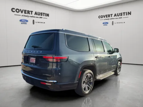 More photos of 2024 Jeep Wagoneer Series II at Covert Ford Lincoln, TX