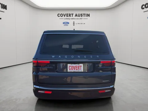 More photos of 2024 Jeep Wagoneer Series II at Covert Ford Lincoln, TX