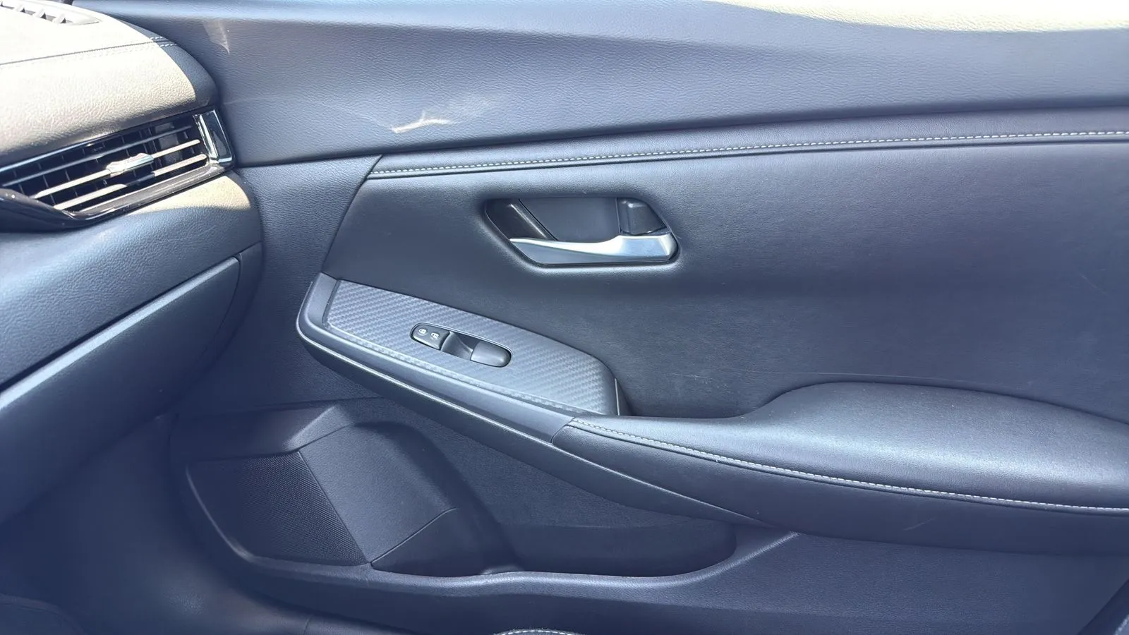 Nissan Sentra photo 22