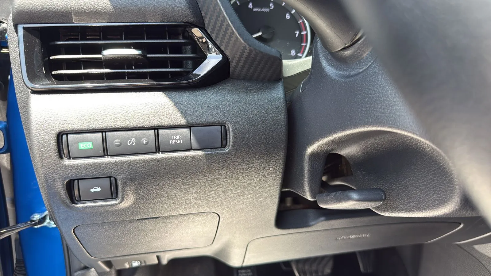 Nissan Sentra photo 16
