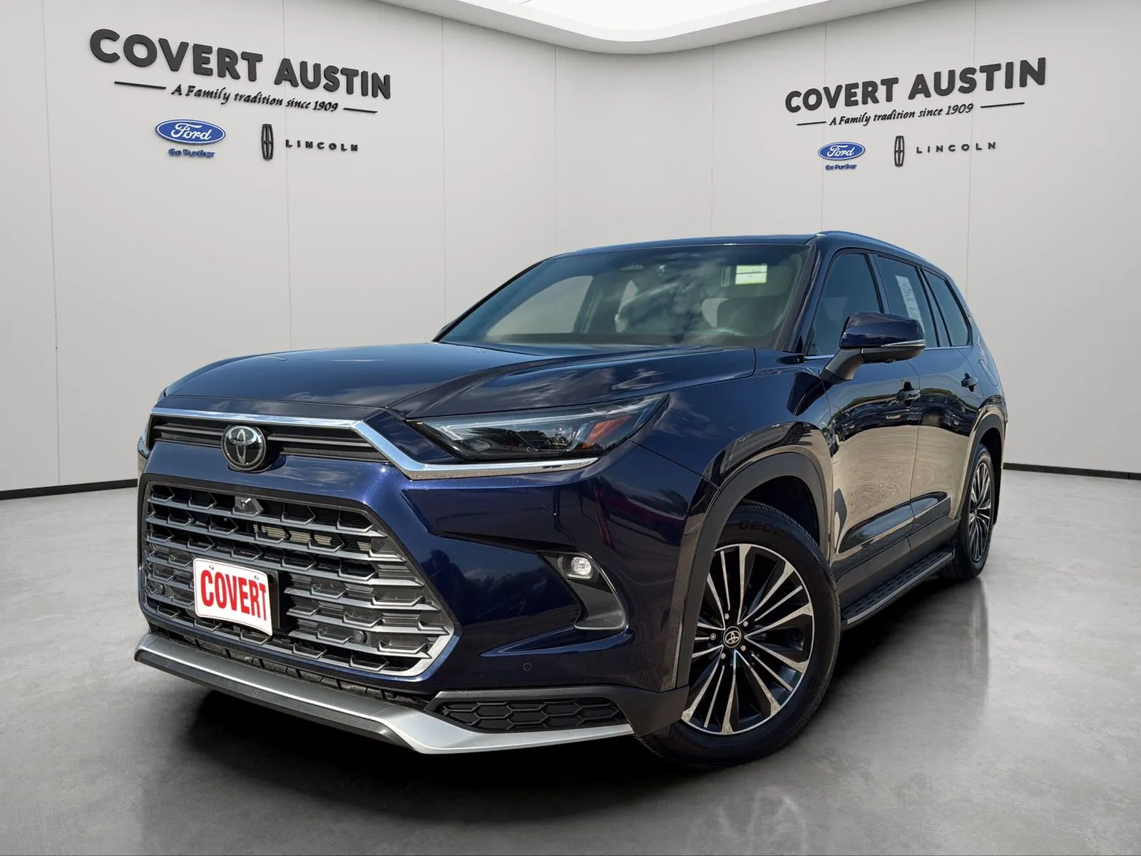 Blue 2025 Toyota Grand Highlander Hybrid MAX Platinum for sale in Austin, TX