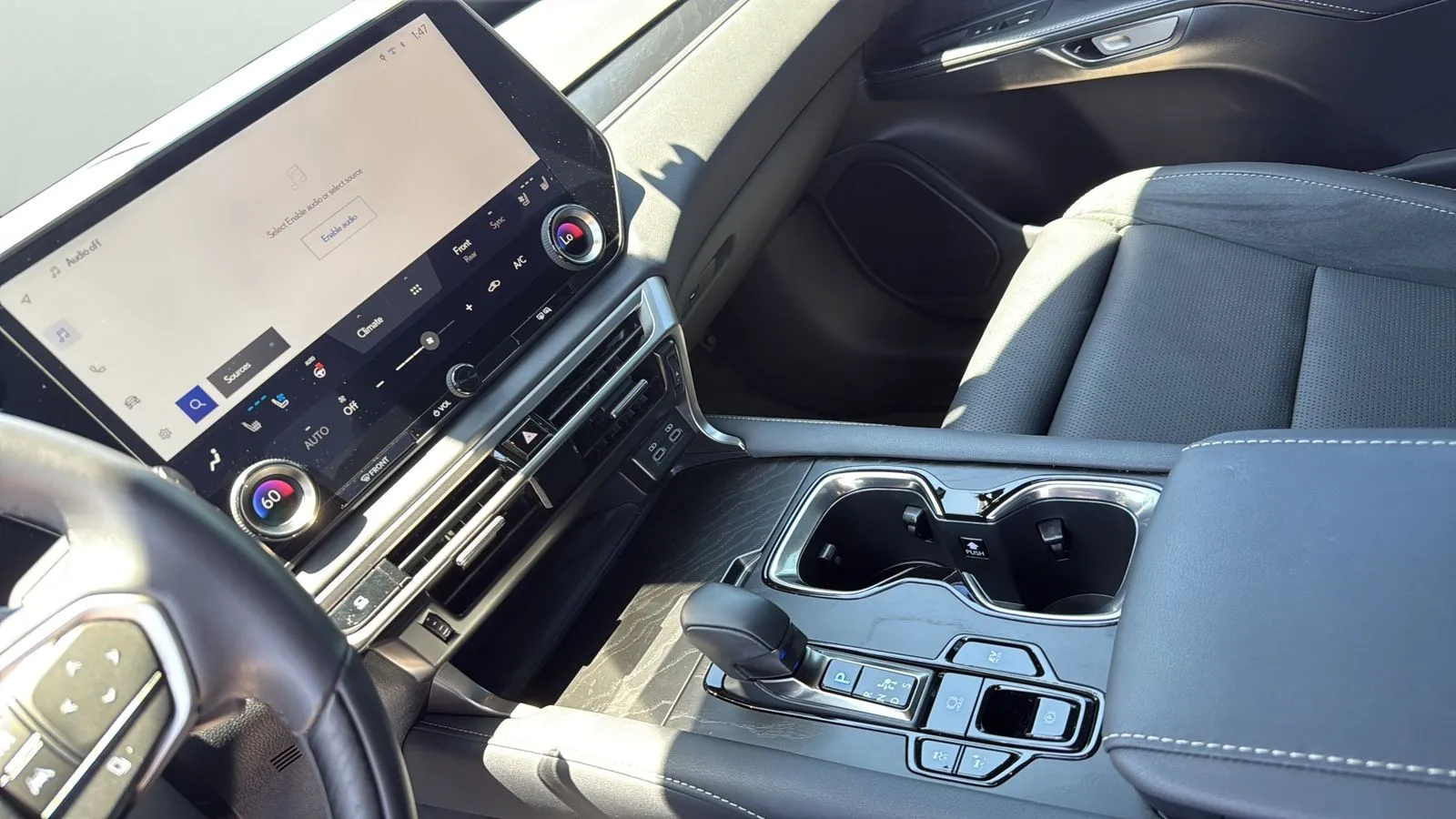 Lexus RX photo 20