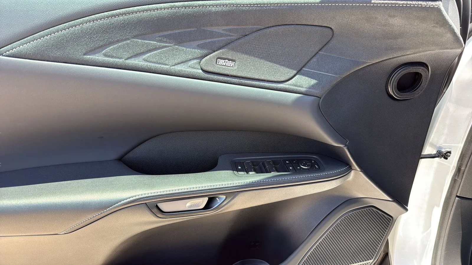 Lexus RX photo 11