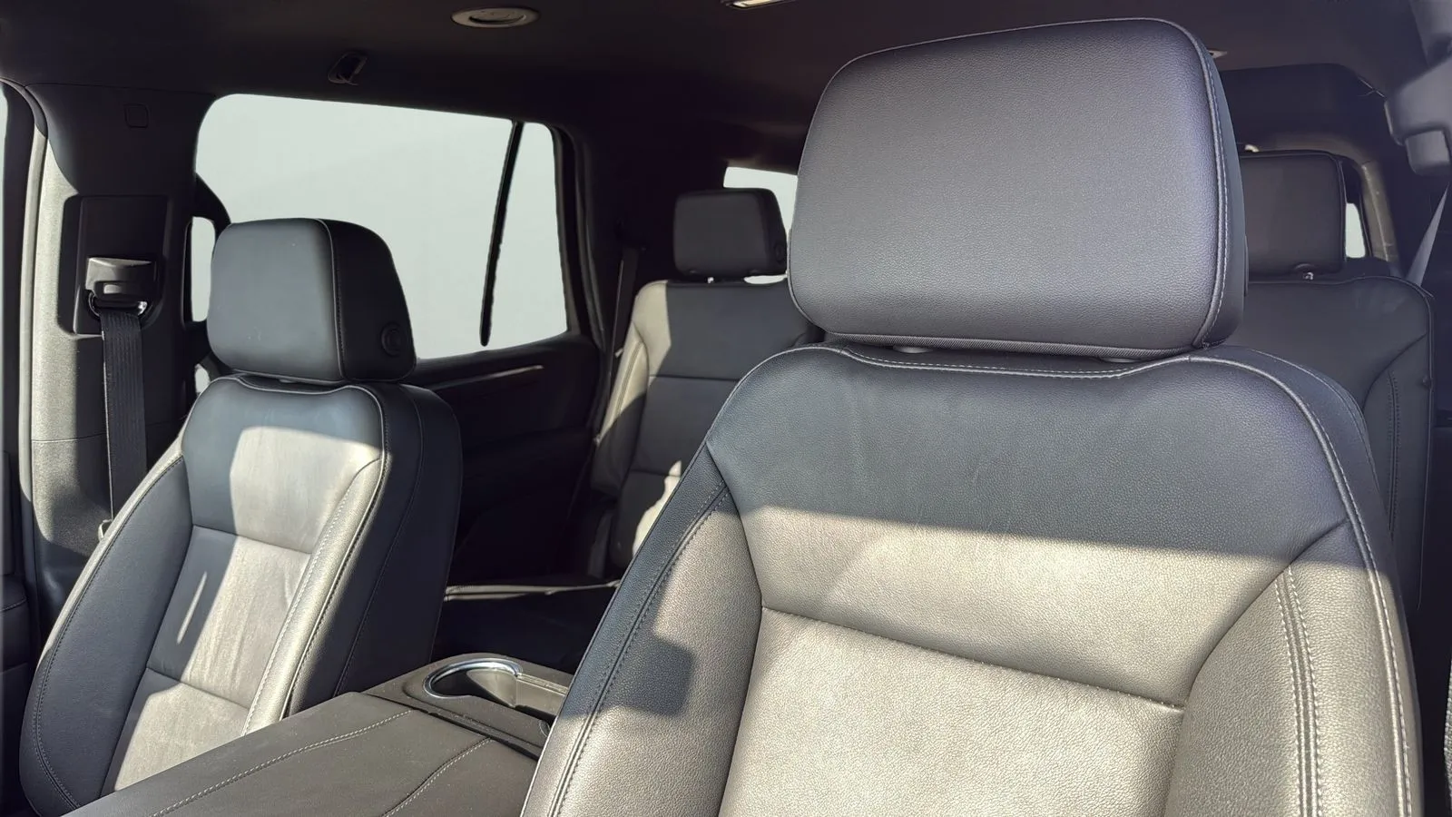 Chevrolet Tahoe photo 9