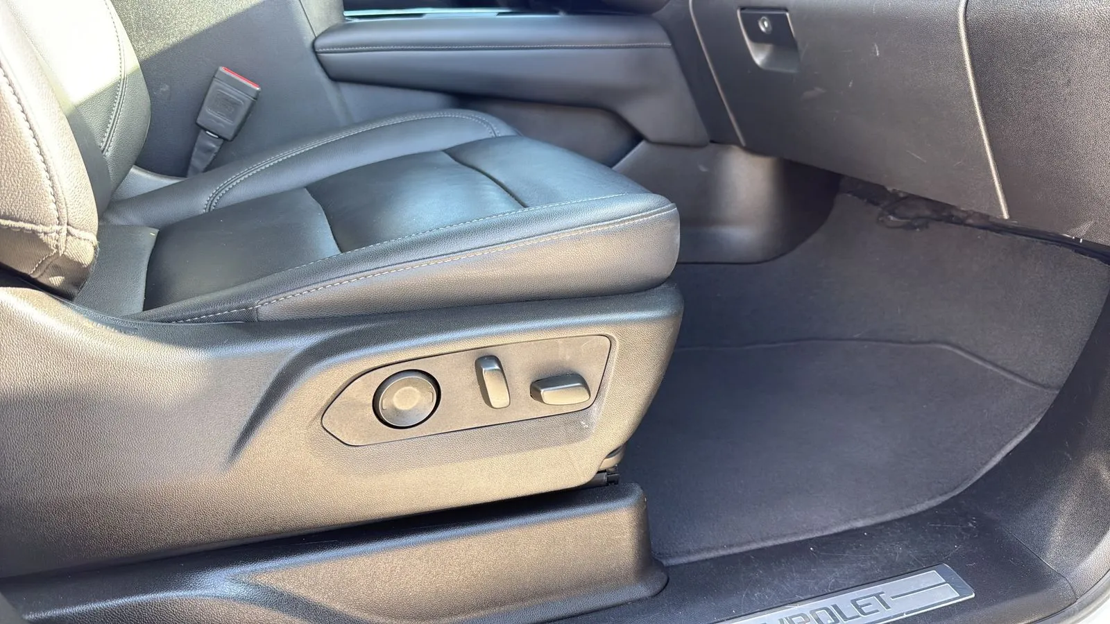 Chevrolet Tahoe photo 24