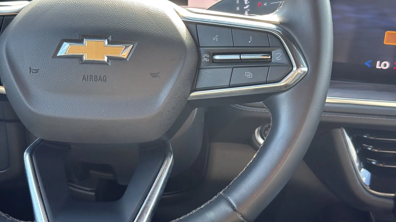 Chevrolet Tahoe photo 15