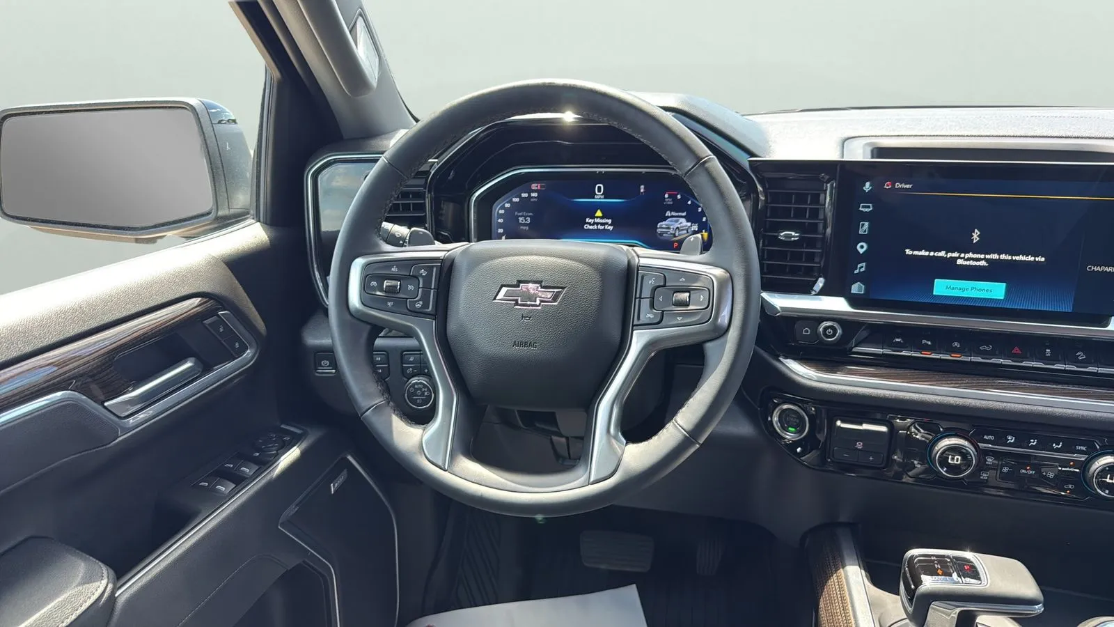 Chevrolet Silverado photo 12