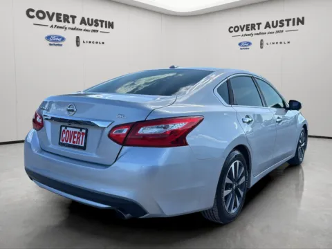 Another view of 2017 Nissan Altima 2.5 SL for sale in Austin, TX at Covert Ford Lincoln