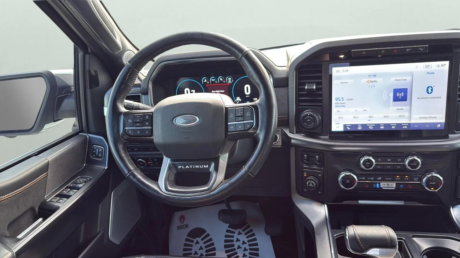 Ford F-150 photo 12