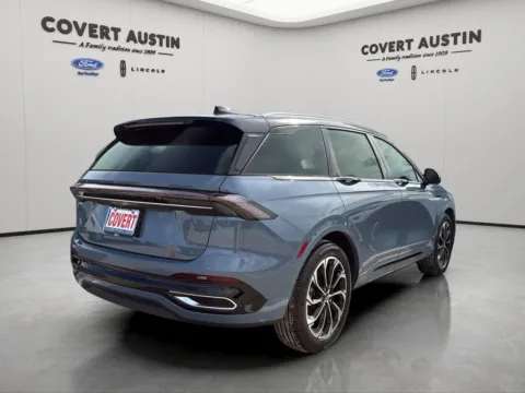 More photos of 2025 Lincoln Nautilus Reserve at Covert Ford Lincoln, TX