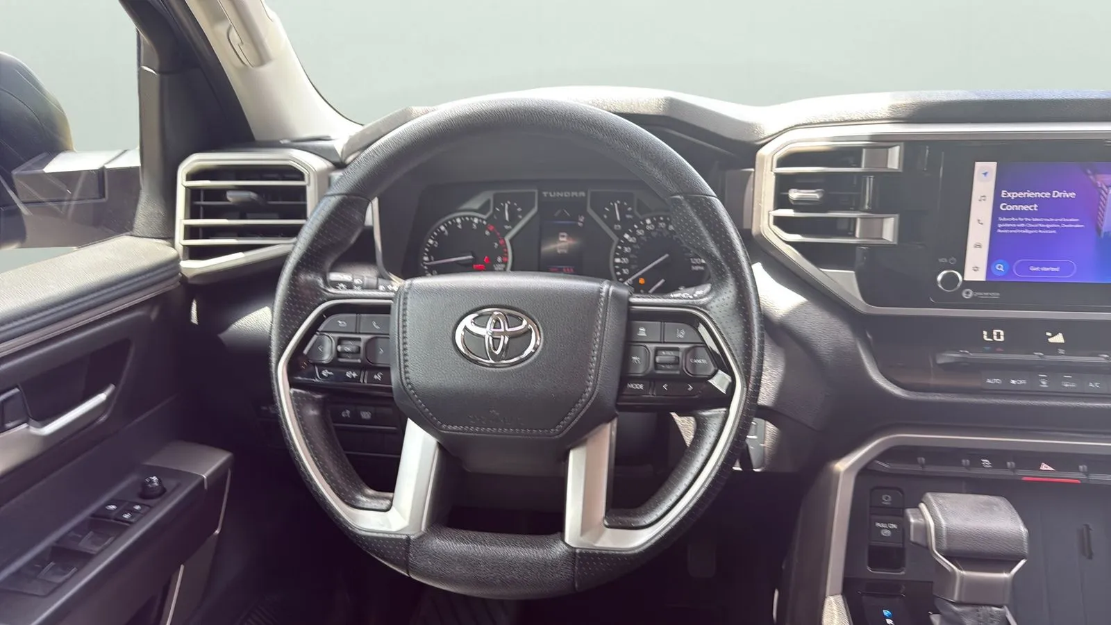 Toyota Tundra photo 12