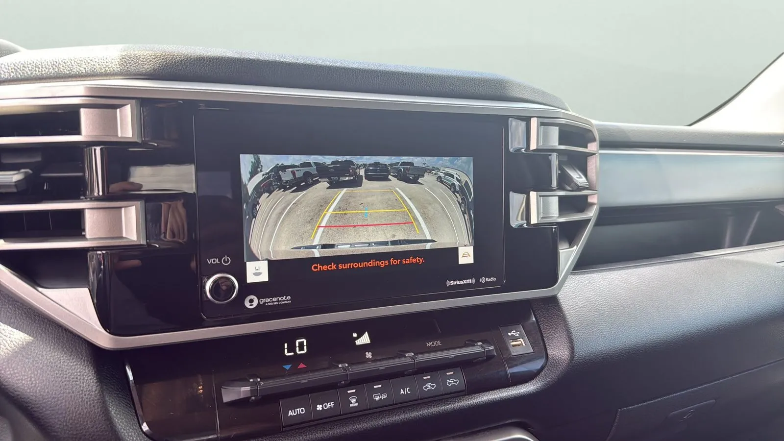 Toyota Tundra photo 18