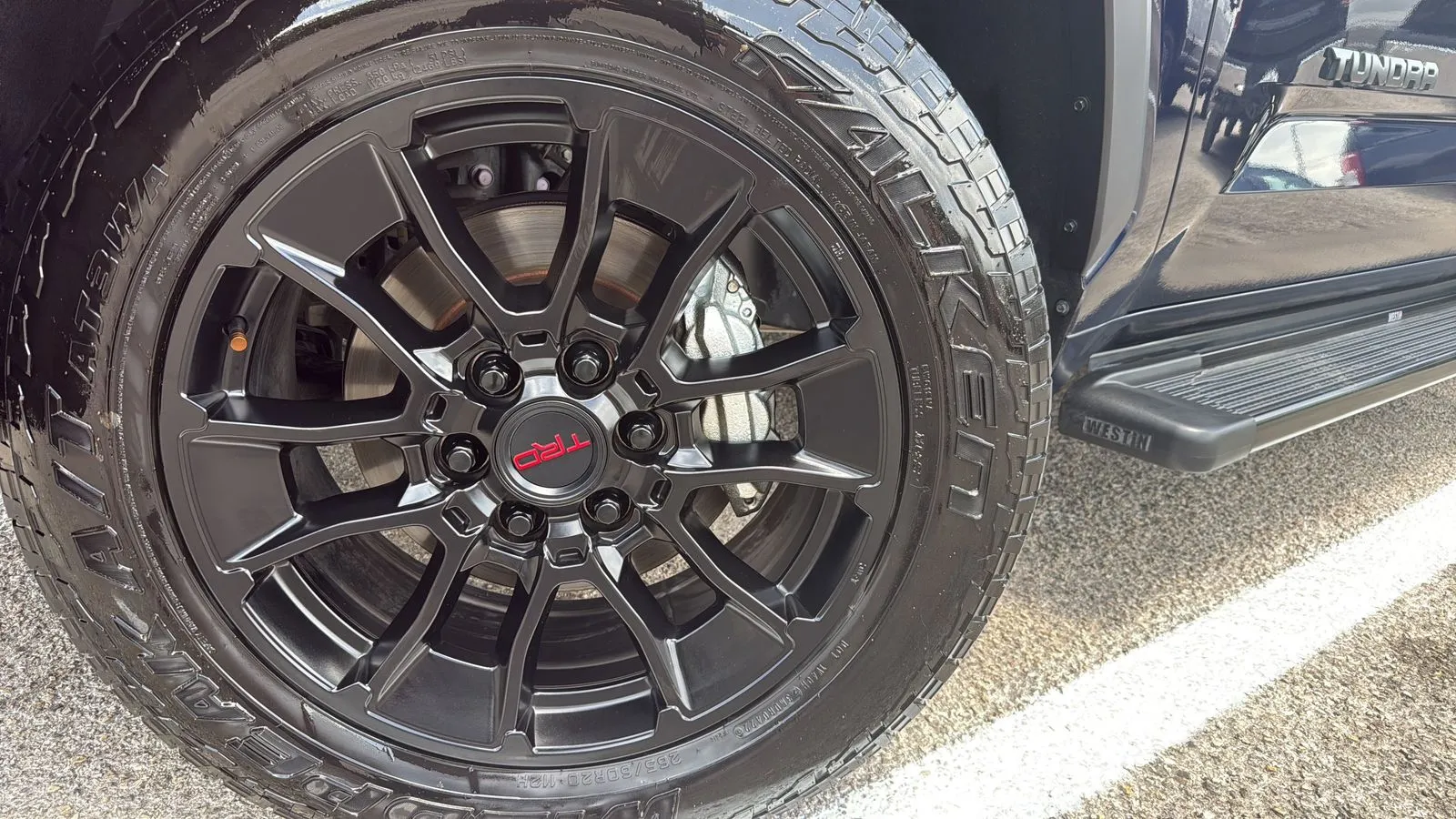 Toyota Tundra photo 28