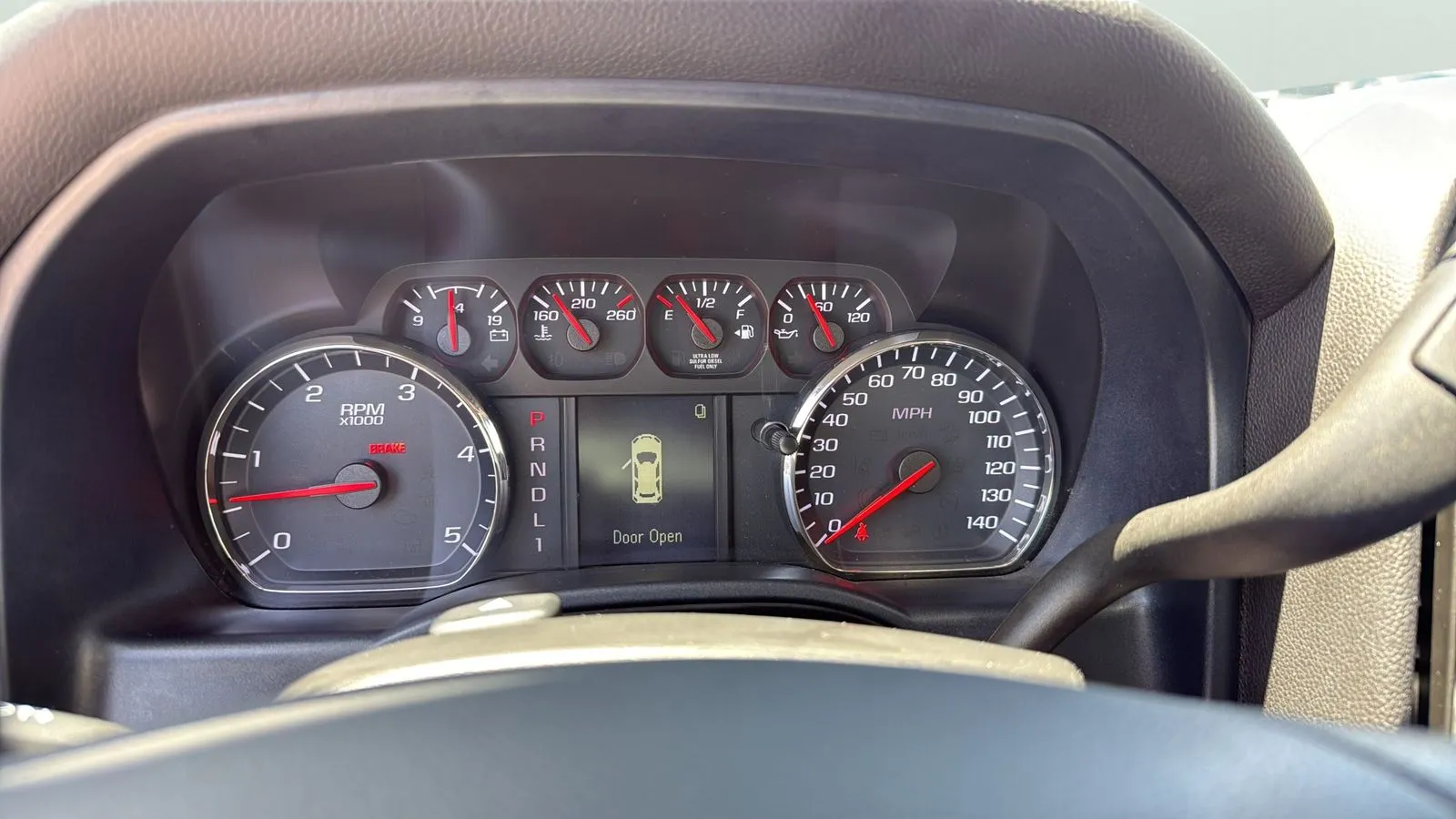 GMC Sierra photo 10