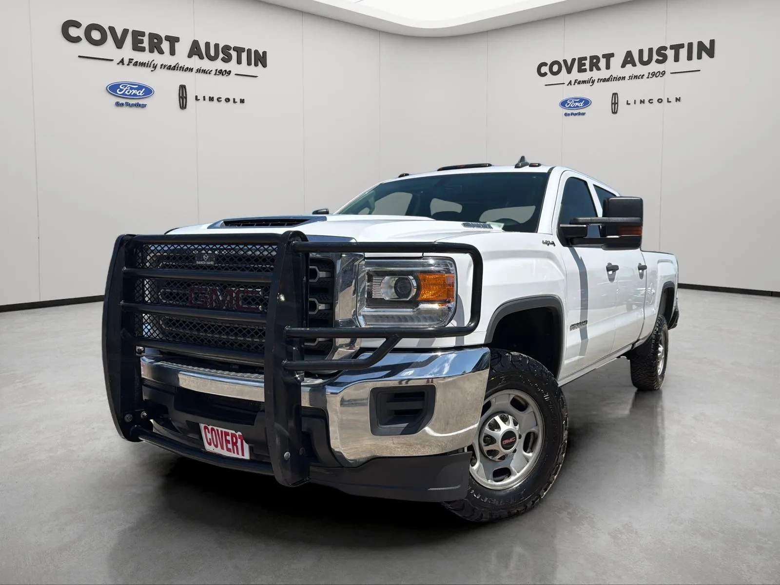 White 2019 GMC Sierra 2500 HD for sale in Austin, TX