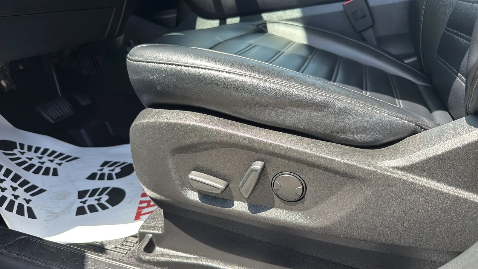 Ford Edge photo 10