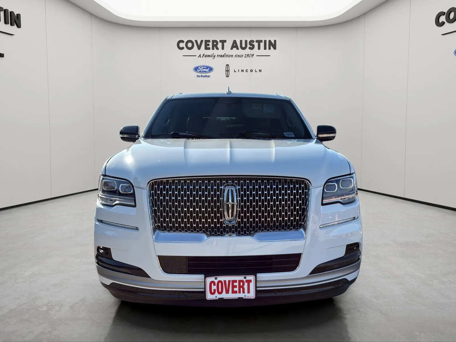 Lincoln Navigator photo 8