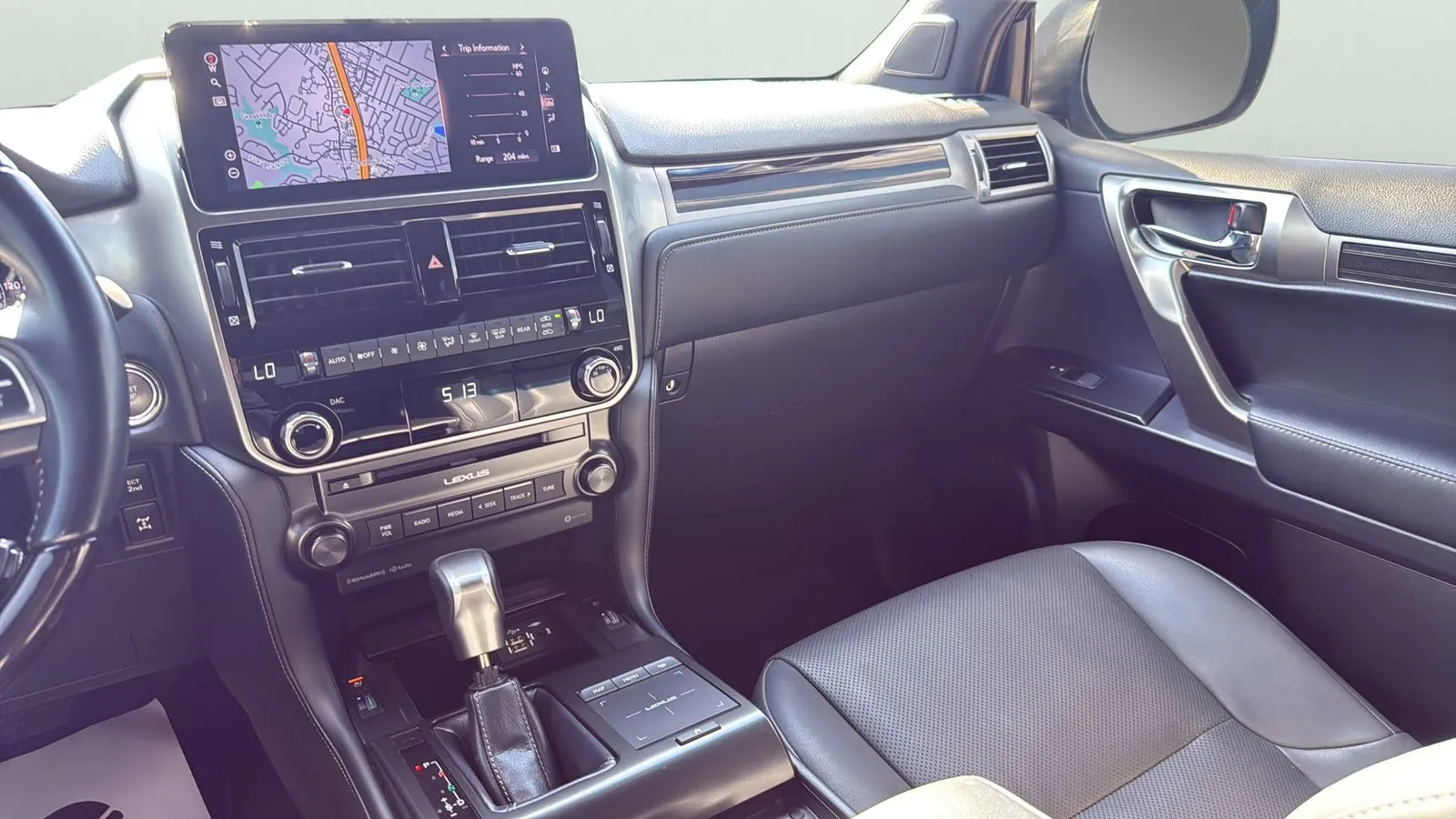 Lexus GX photo 19