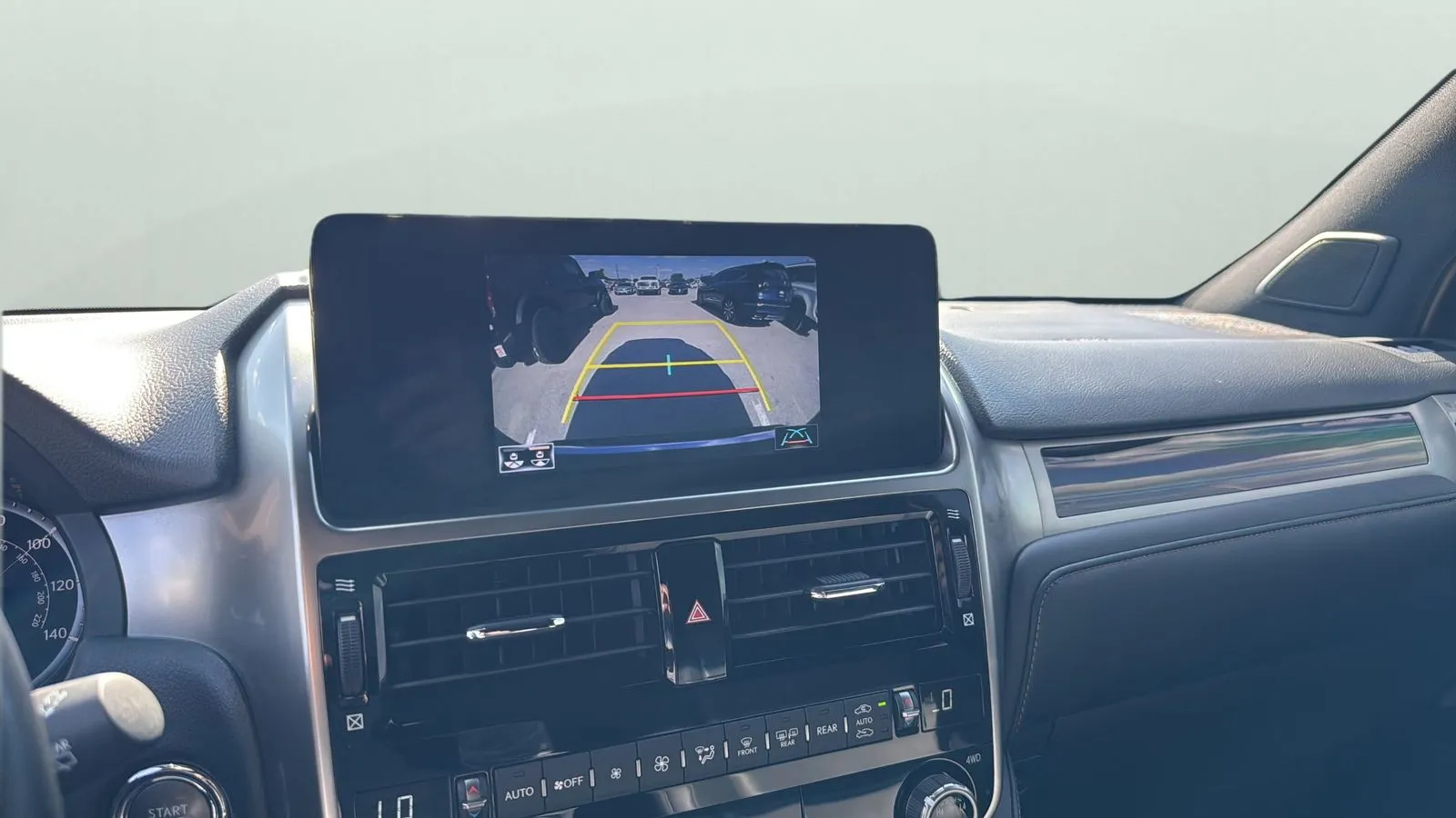 Lexus GX photo 18