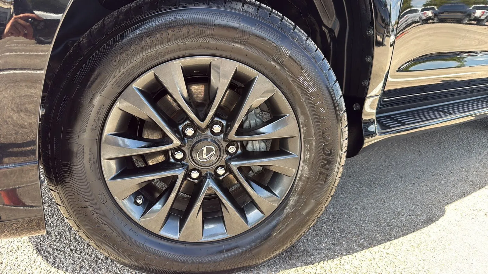 Lexus GX photo 29