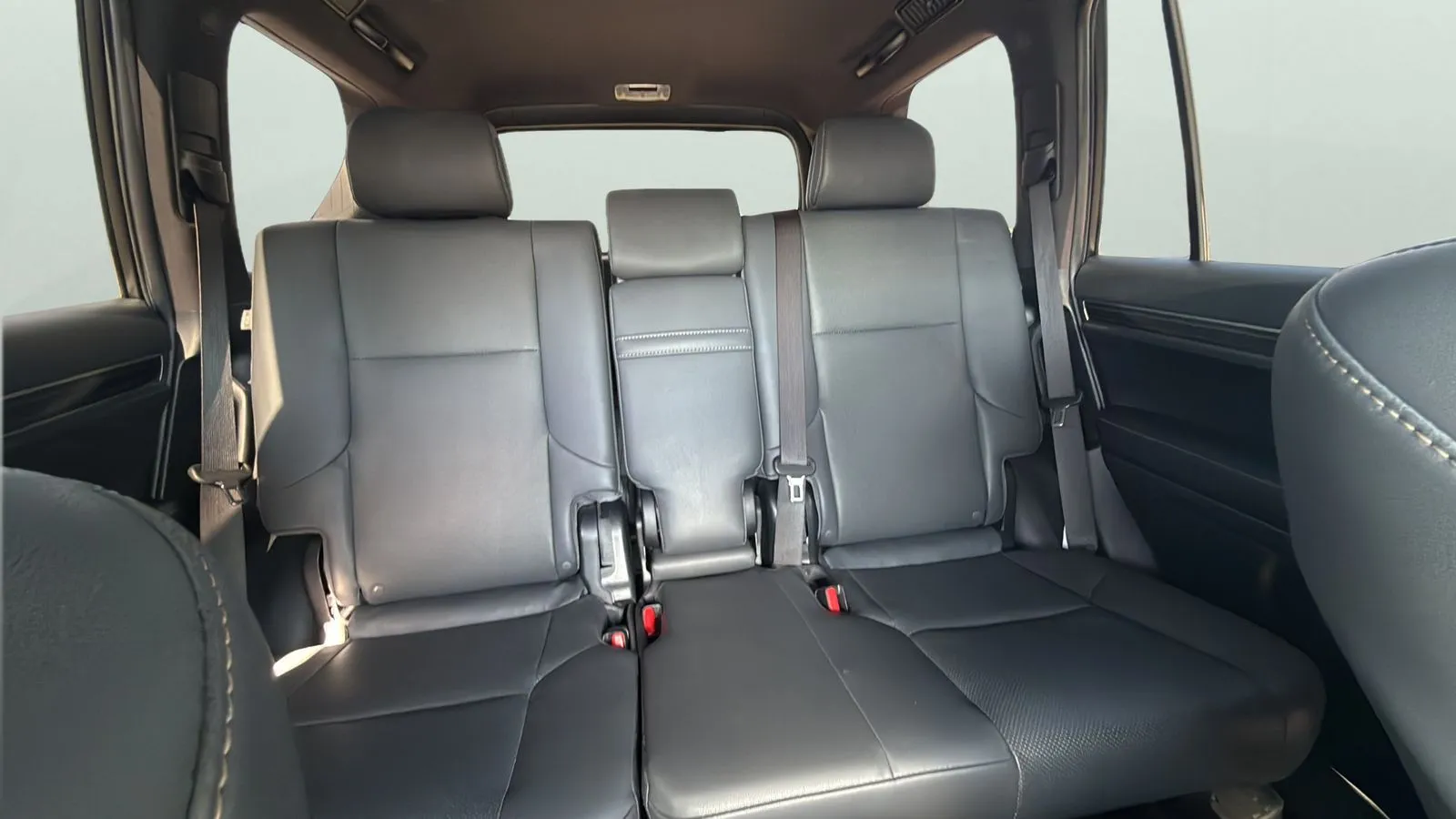 Lexus GX photo 25
