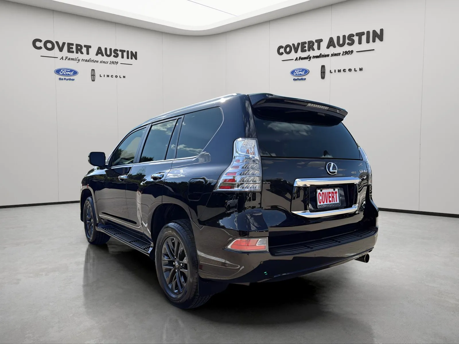 Lexus GX photo 3