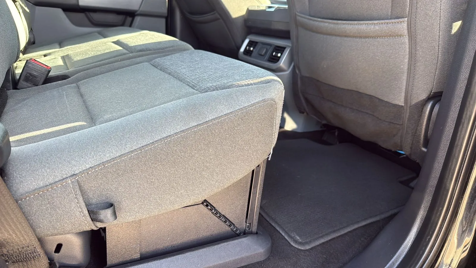 Ford F-150 photo 26