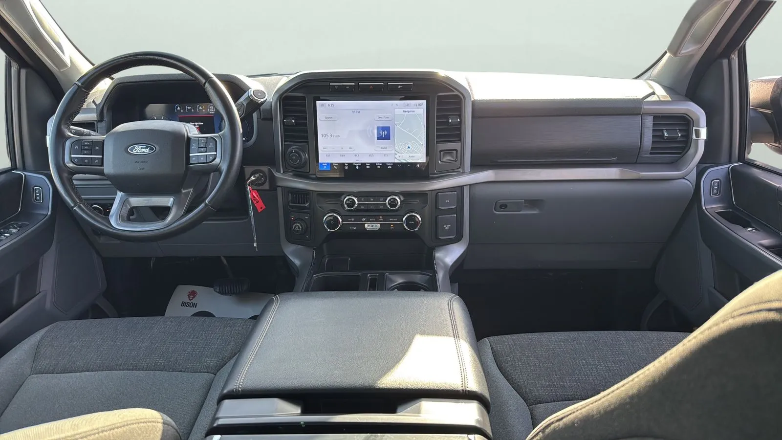 Ford F-150 photo 21