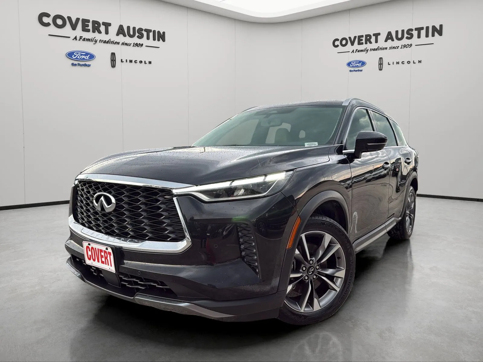 Black 2022 INFINITI QX60 LUXE for sale in Austin, TX
