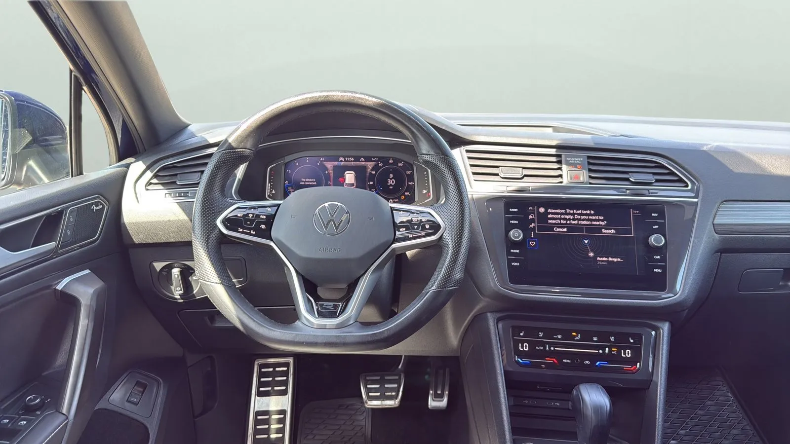 Volkswagen Tiguan photo 12