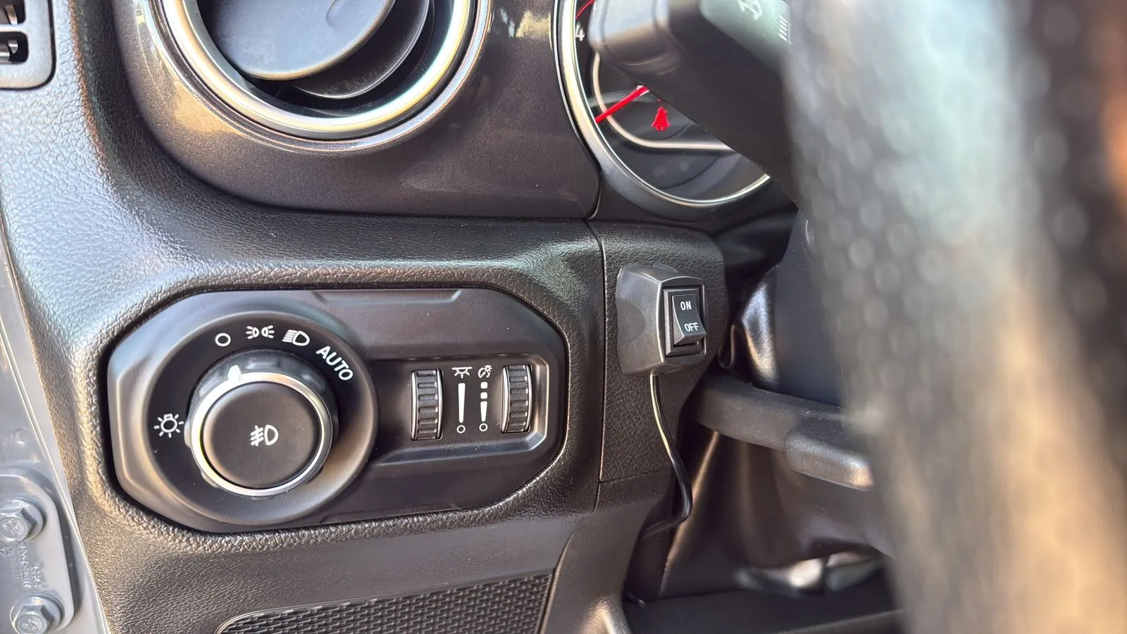 Jeep Wrangler photo 17