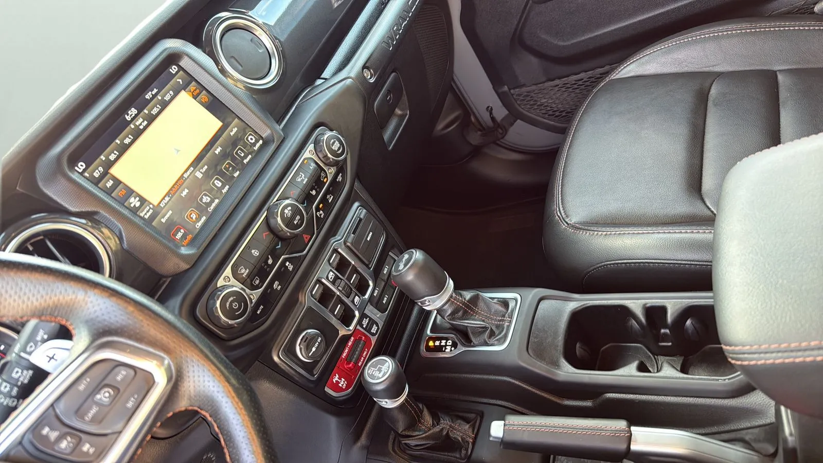 Jeep Wrangler photo 20