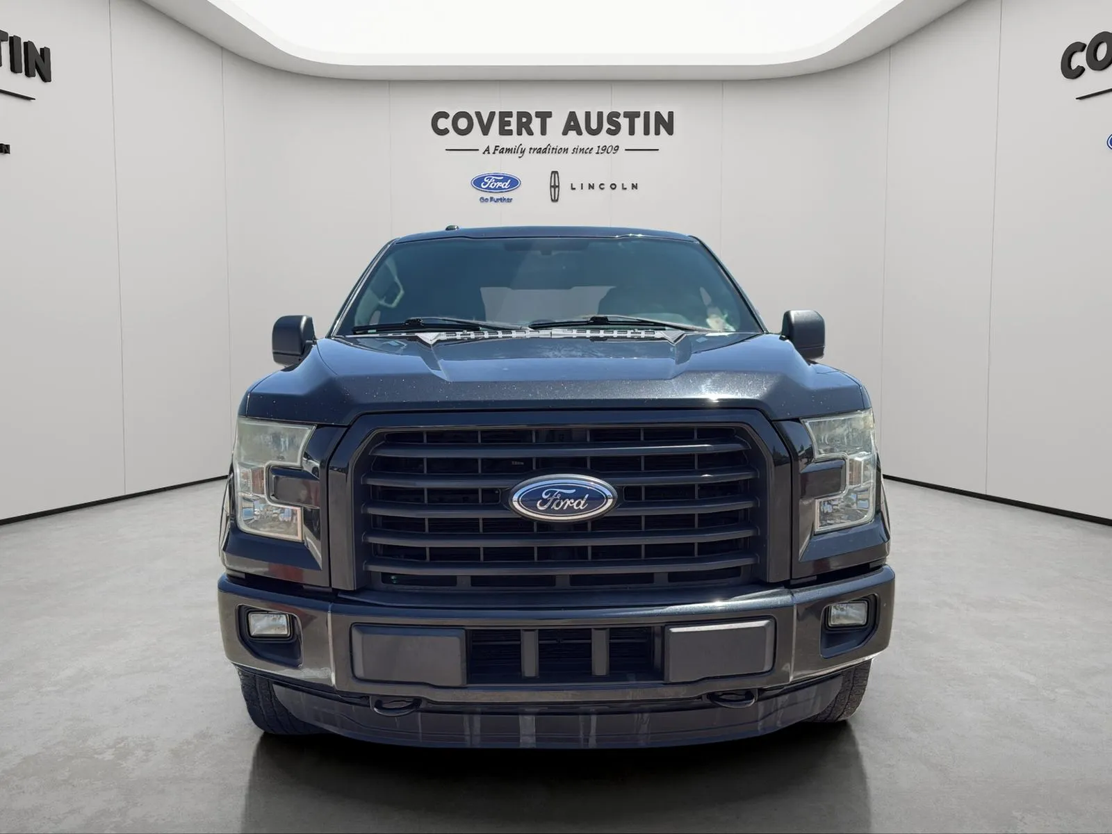Black 2015 Ford F-150 XLT for sale in Austin, TX