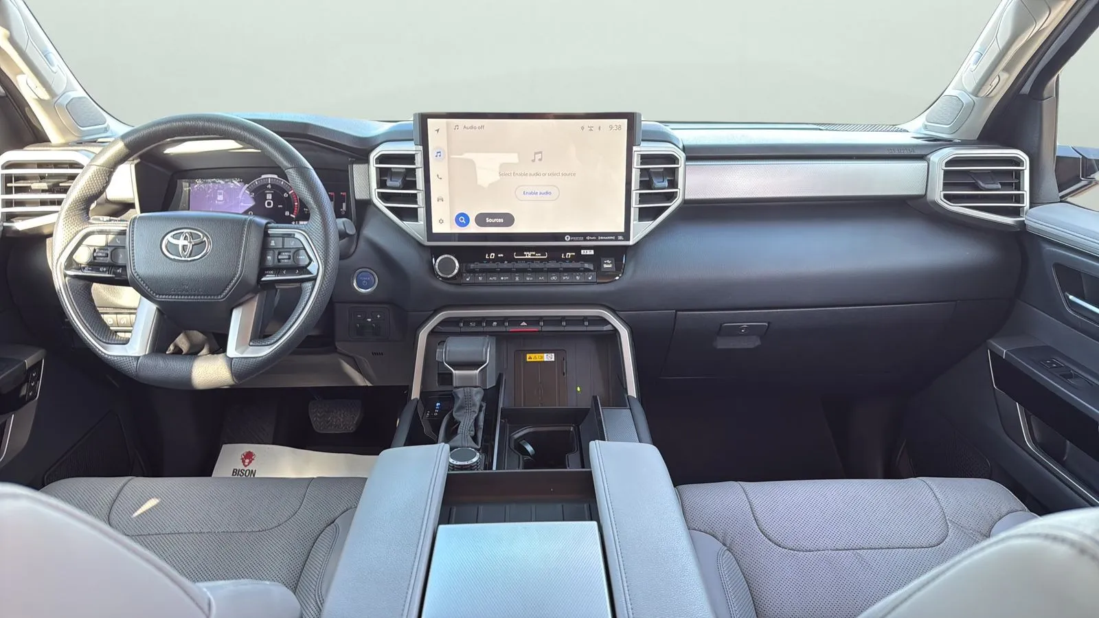 Toyota Sequoia photo 21