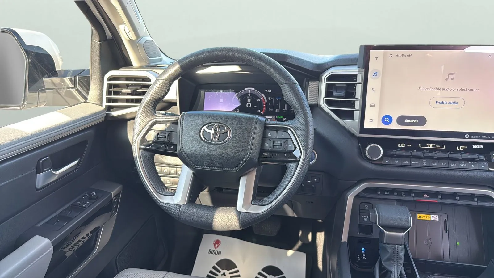 Toyota Sequoia photo 12