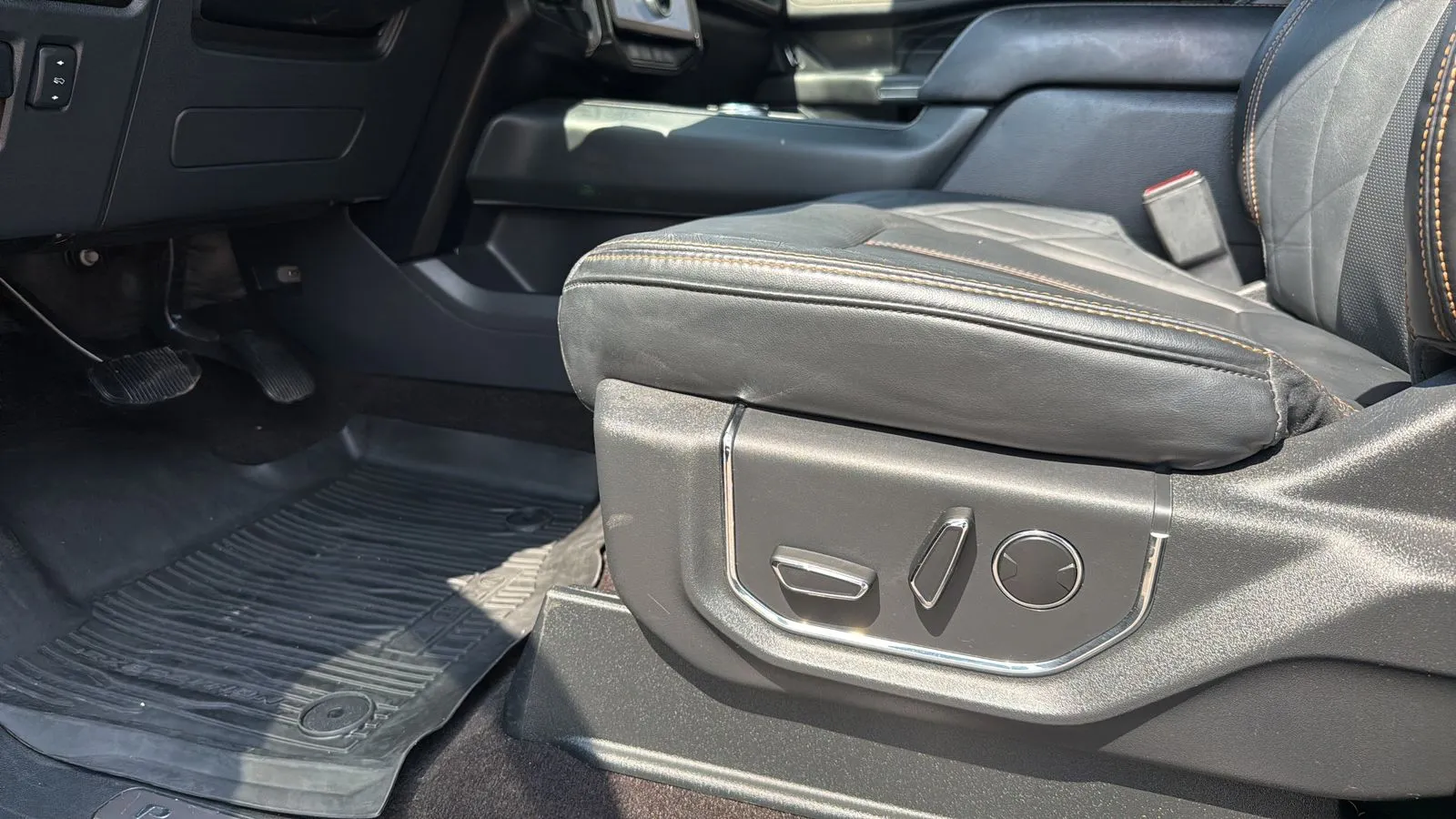 Ford Expedition photo 10