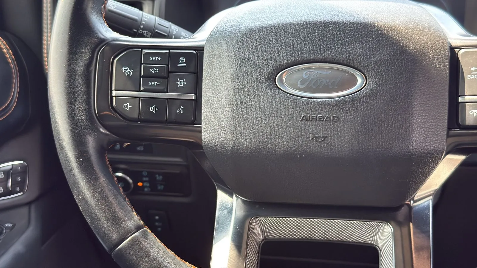 Ford Expedition photo 16