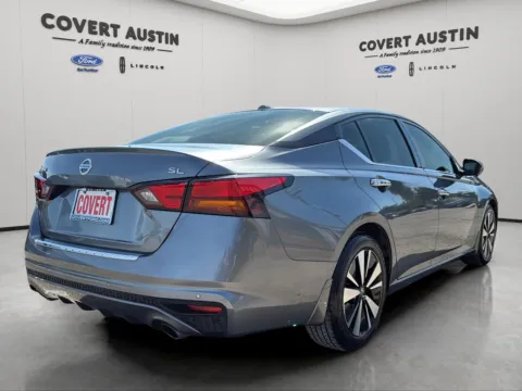 More photos of 2022 Nissan Altima 2.5 SL at Covert Ford Lincoln, TX