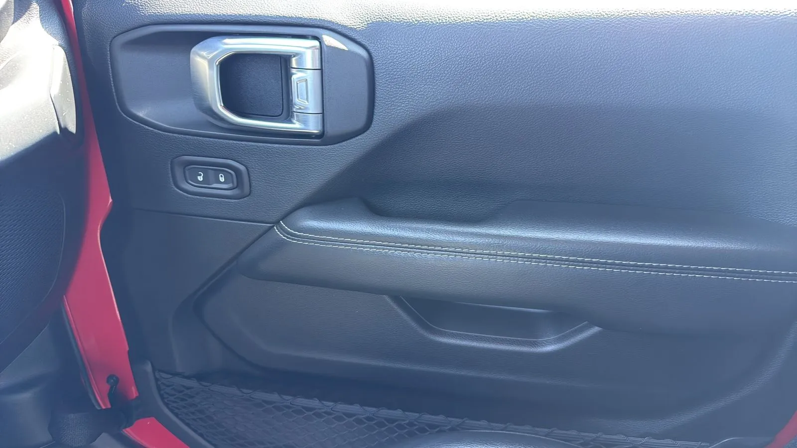 Jeep Wrangler photo 23
