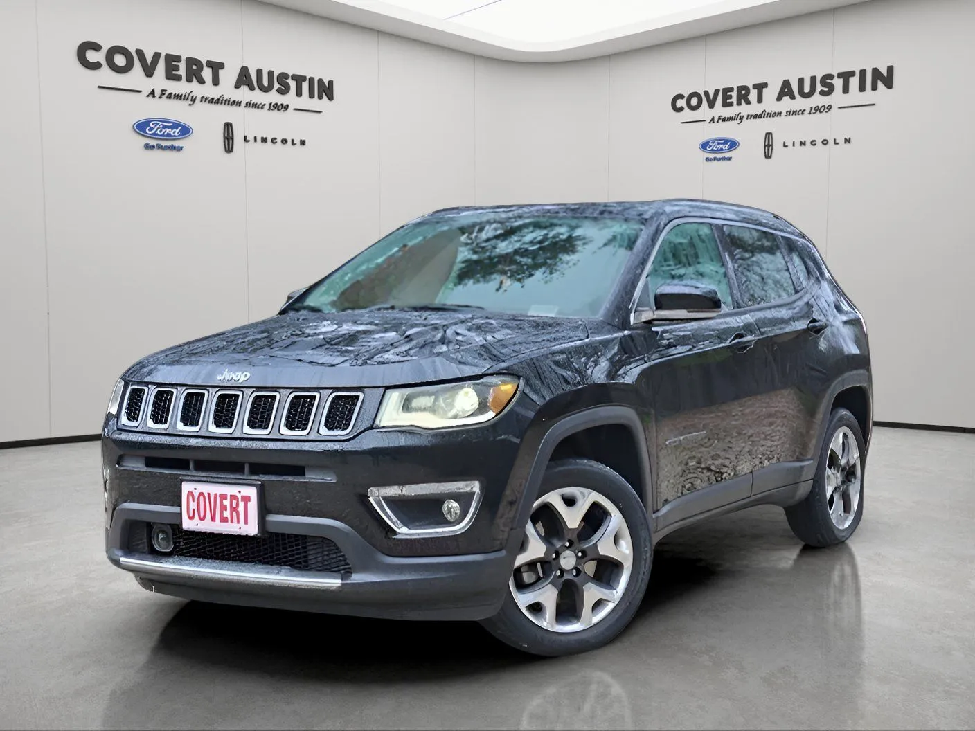 Black 2018 Jeep Compass Limited for sale in Austin, TX