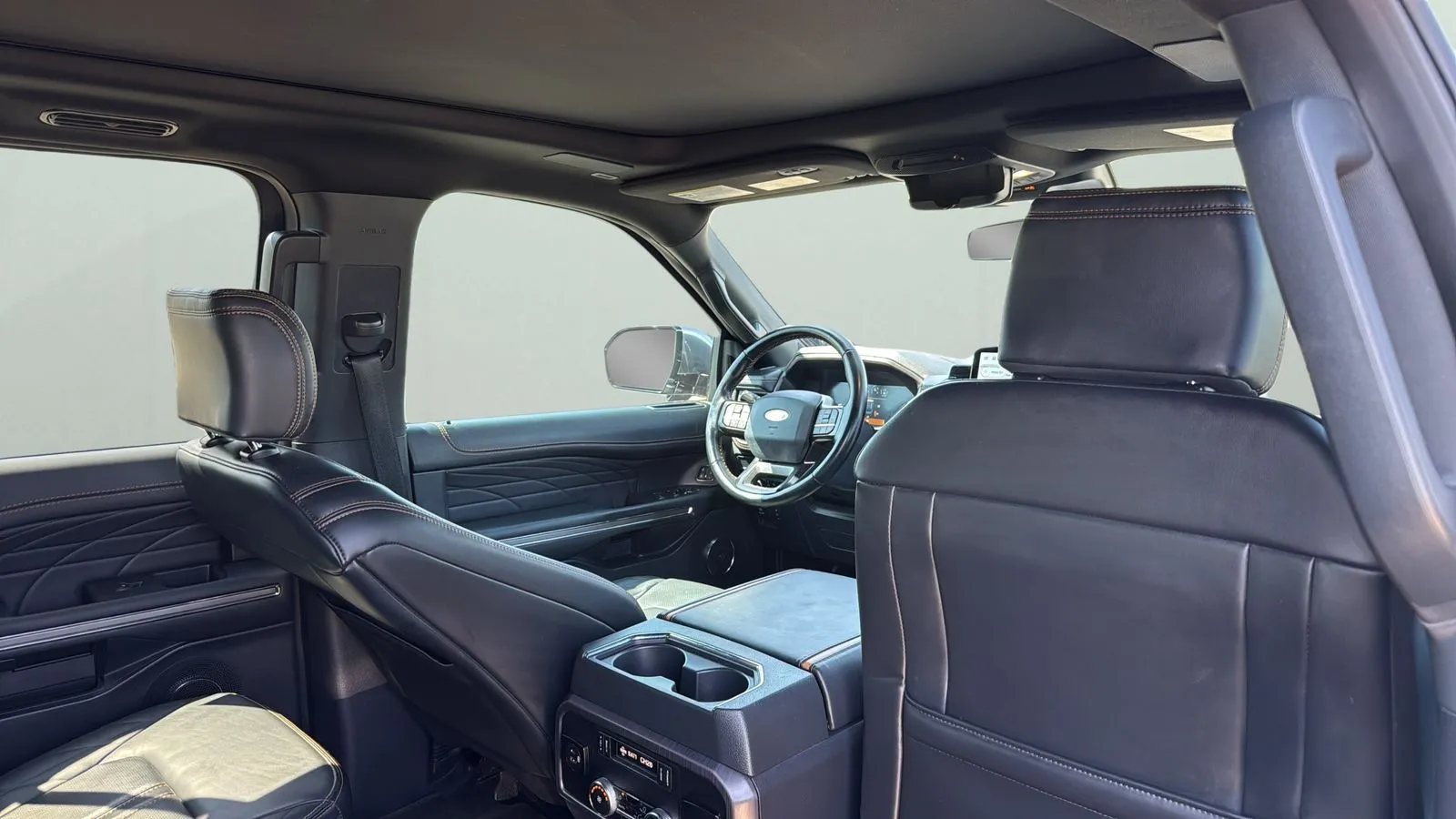 Ford Expedition photo 28