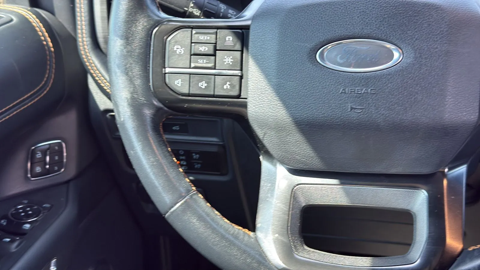 Ford Expedition photo 16